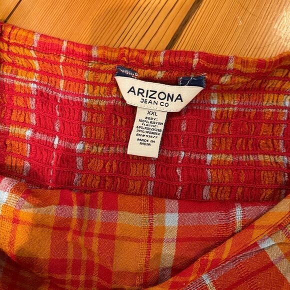 Arizona Jean Co plaid Smocked Crop Top large xl - Picture 9 of 11